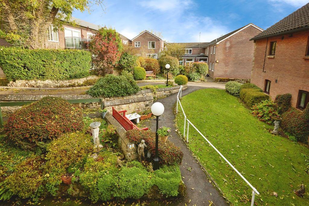 Additional image 4 of 1 bed flat for saleSt. Edwards Court, Shaftesbury SP7