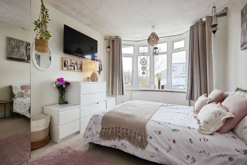 Additional image 9 of 3 bed semi-detached house for saleGreenwood Avenue, Laverstock, Salisbury SP1