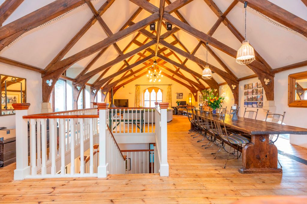 5 bed detached house for saleThe Old Chapel, Clay Street, Warminster BA12