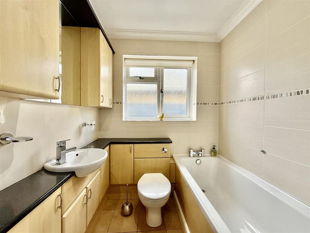 Additional image 10 of 3 bed detached bungalow for saleEgerton Close, Swindon SN3
