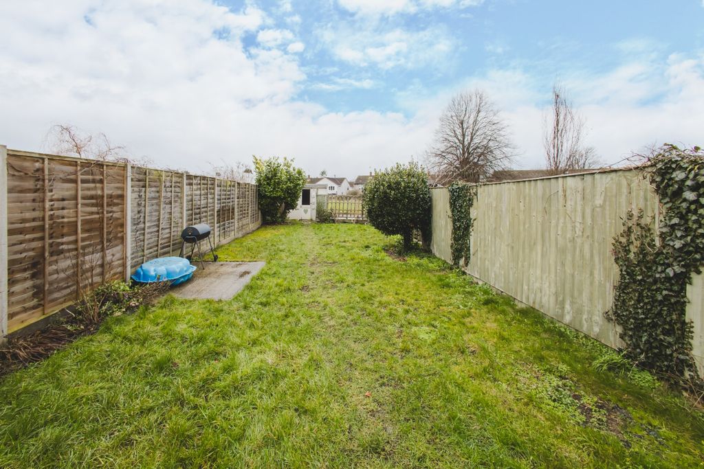 Additional image 15 of 3 bed semi-detached house for saleChurch Walk North, Swindon, Wiltshire SN25