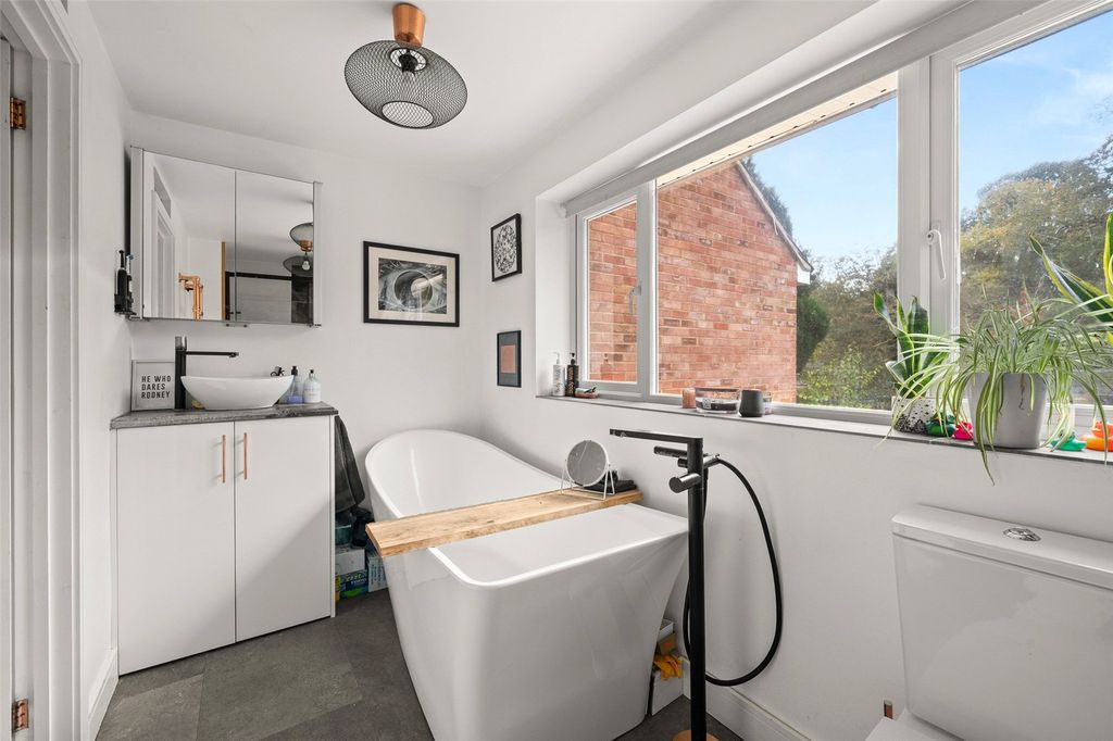 Additional image 5 of 4 bed detached house for saleBullbrook Drive, Bracknell, Berkshire RG12