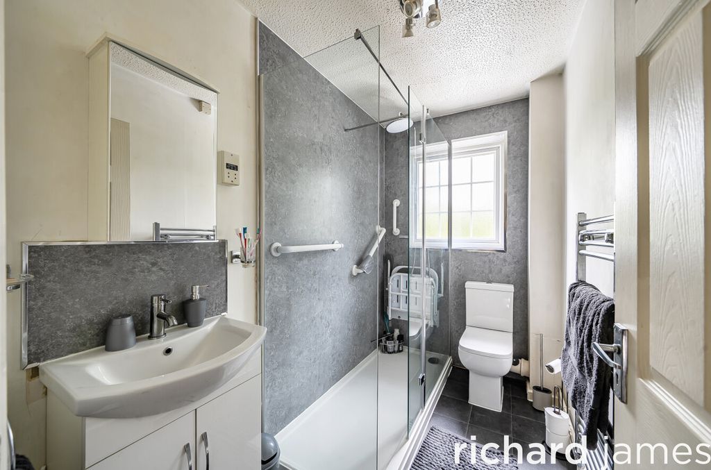 Additional image 8 of 2 bed semi-detached house for saleChives Way, Woodhall Park, Swindon SN2