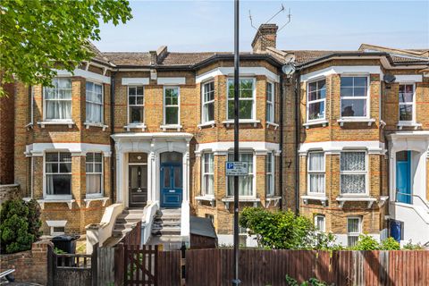 Mildenhall Road, London E5