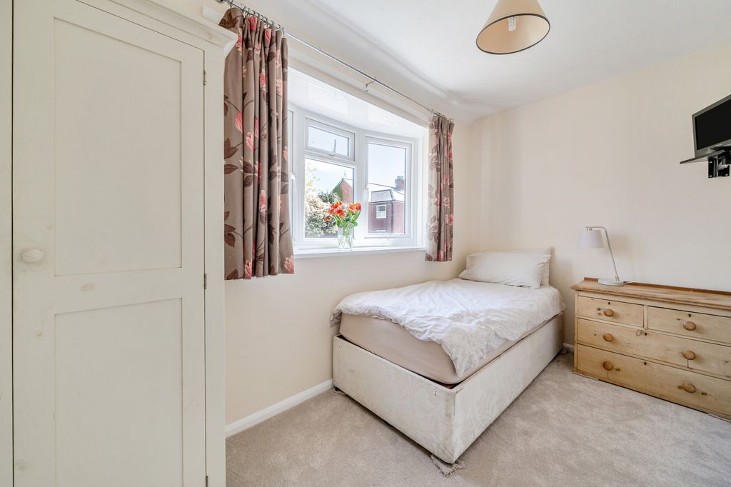 Additional image 7 of 3 bed detached house for saleQueens Close, Ascot SL5