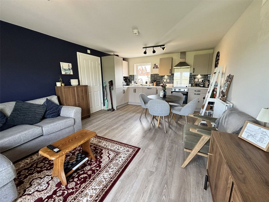 Additional image 5 of 2 bed semi-detached house for saleRusset Close, Swindon, Wiltshire SN1