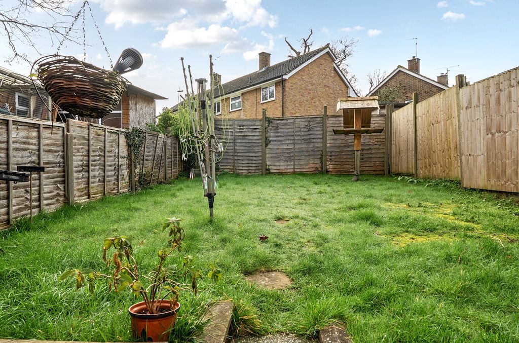 Additional image 4 of 3 bed terraced house for saleSouth Lynn Crescent, Bracknell, Berkshire RG12