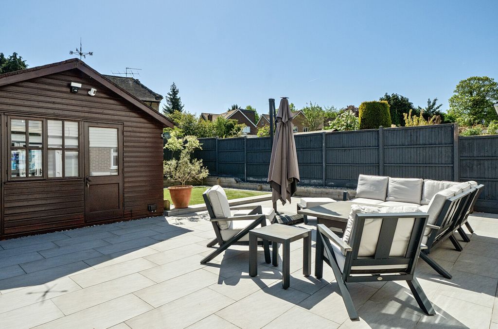 Additional image 3 of 4 bed detached house for saleKyle Close, Bracknell, Berkshire RG12
