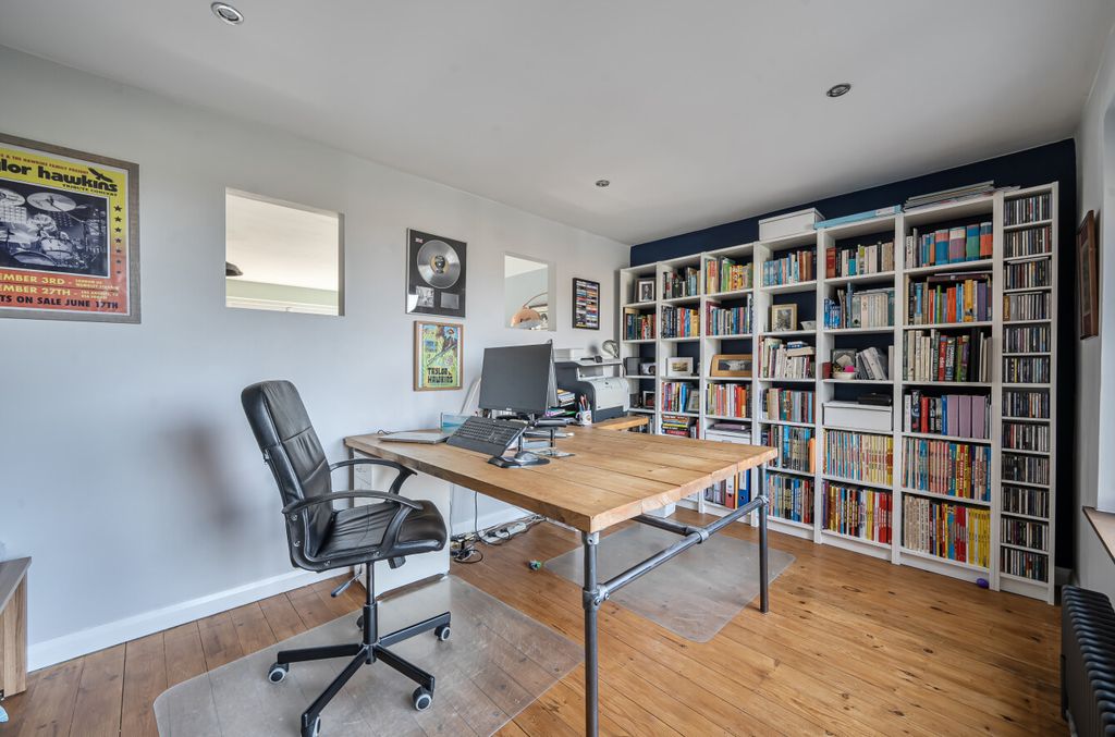 Additional image 6 of 4 bed detached house for saleNorth Lane, Nomansland, Salisbury SP5