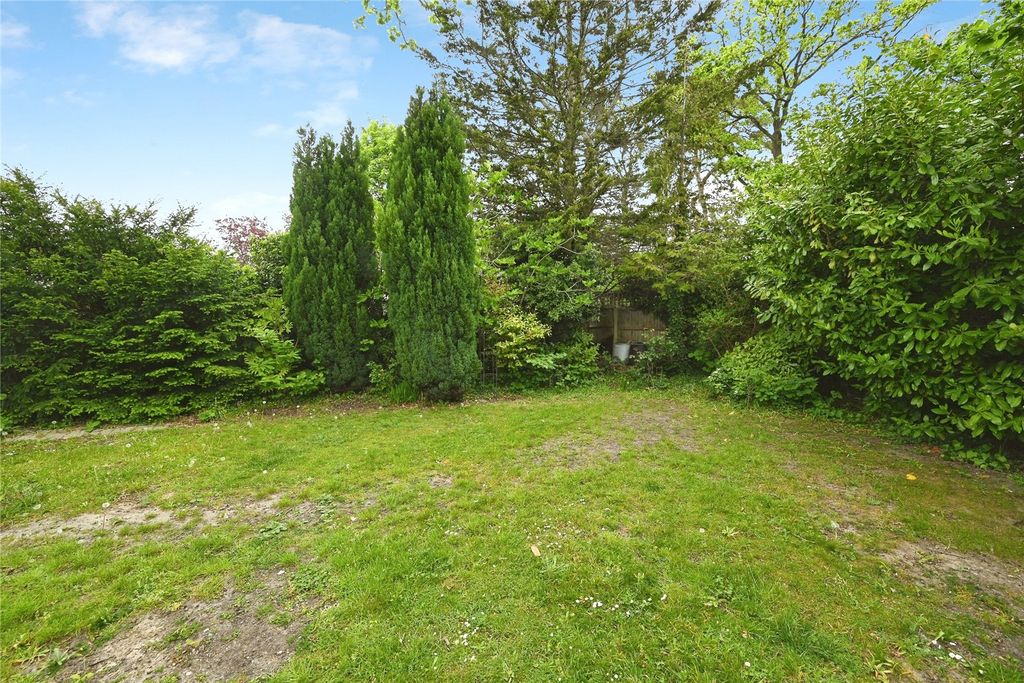 Additional image 4 of 3 bed detached house for saleKings Road, Crowthorne, Berkshire RG45