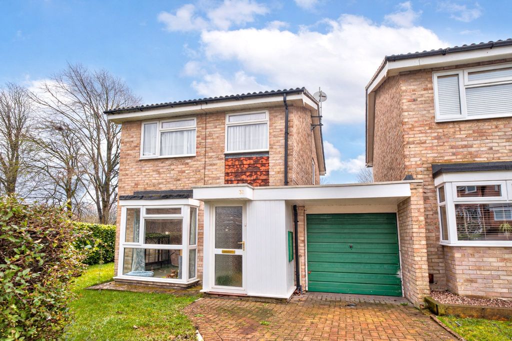 3 bed detached house for saleBeverley, West Swindon, Wiltshire SN5