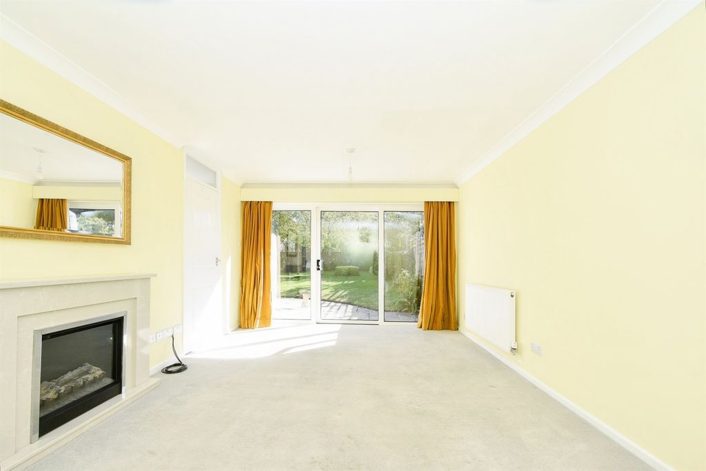 Additional image 4 of 2 bed semi-detached bungalow for saleUpham Road, Swindon SN3