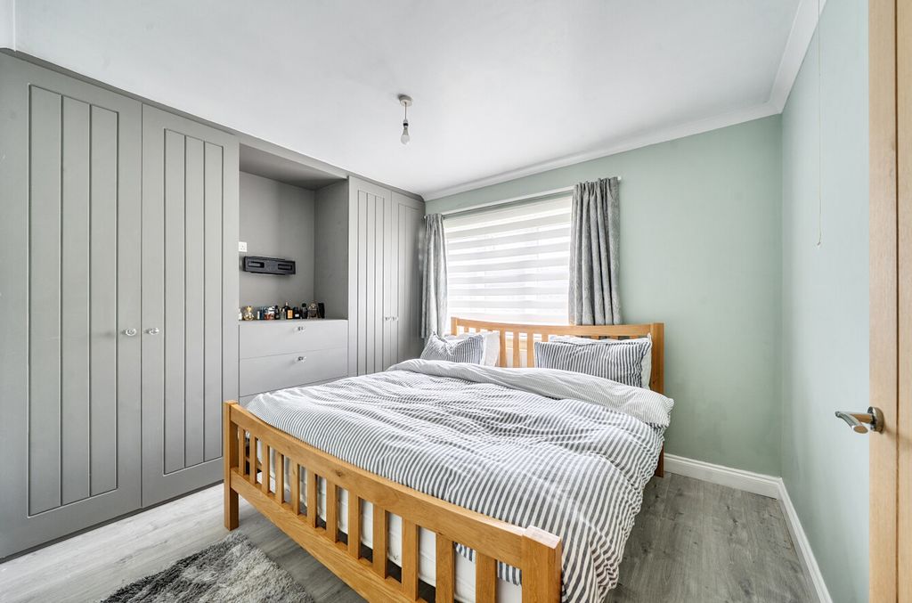 Additional image 12 of 3 bed semi-detached house for saleChurchward Avenue, Swindon, Wiltshire SN2