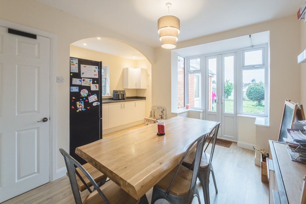 Additional image 6 of 3 bed semi-detached house for saleChurch Walk North, Swindon, Wiltshire SN25