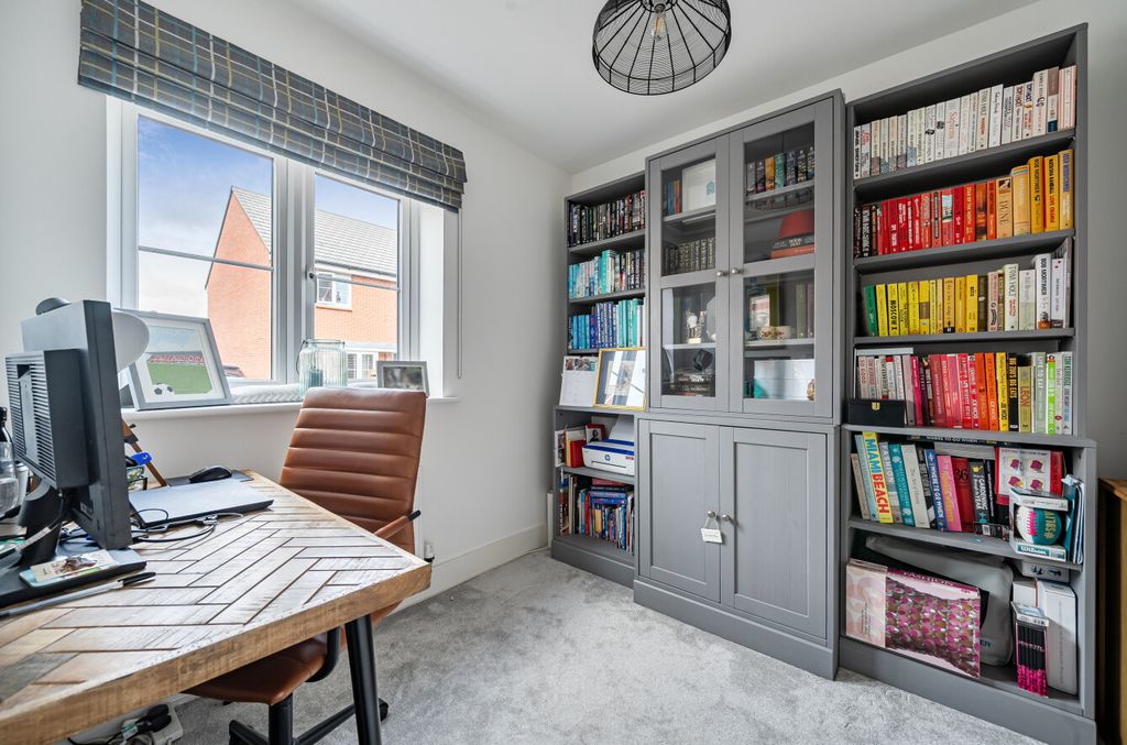 Additional image 9 of 4 bed detached house for saleFreeman Crescent, Wroughton, Swindon SN4