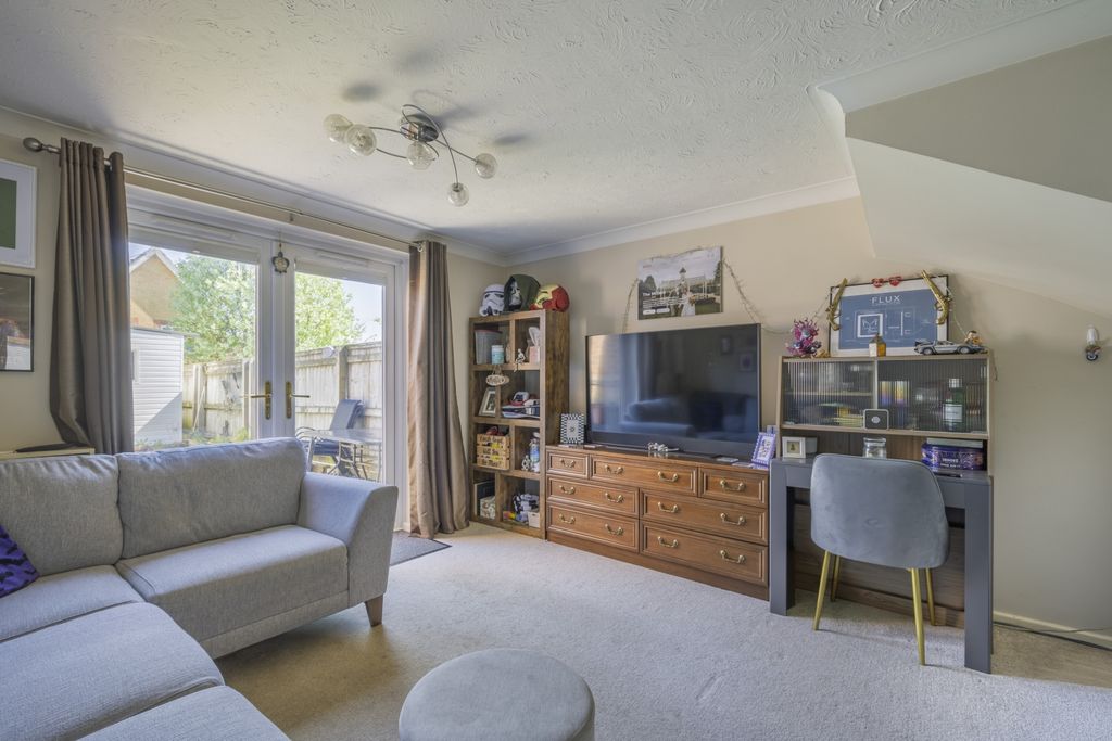 Additional image 5 of 2 bed semi-detached house for saleHyde Road, Swindon SN2