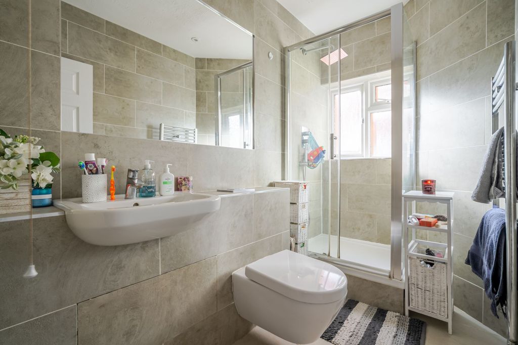 Additional image 6 of 2 bed flat for saleFernbank Road, Ascot SL5