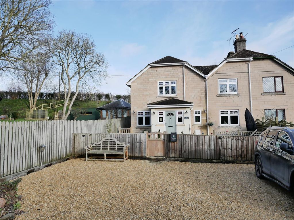 4 bed semi-detached house for saleSnowhill, Hilmarton, Calne SN11