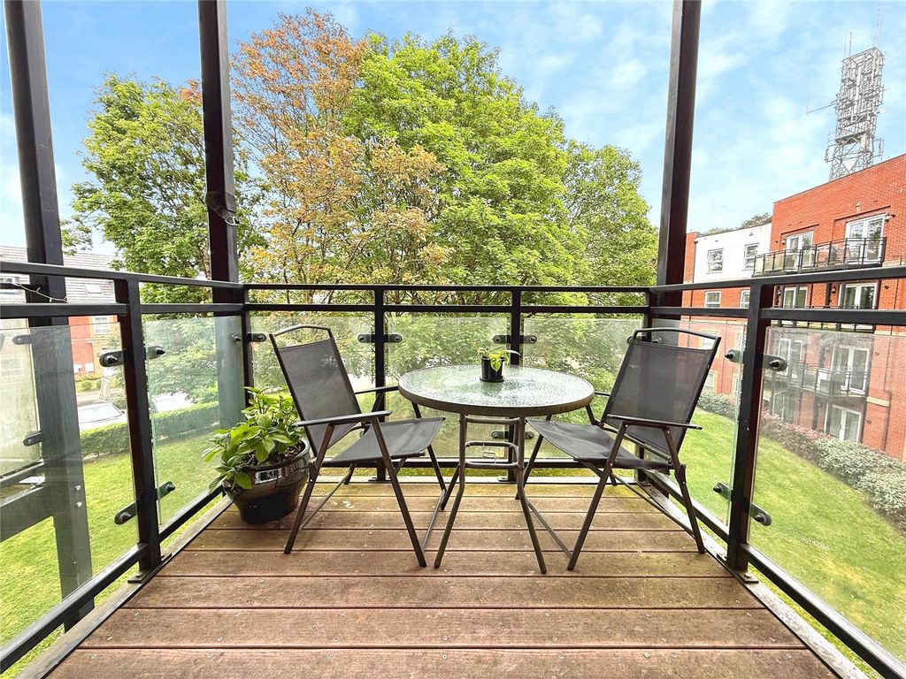 Additional image 2 of 1 bed flat for saleEdrich Grange, Crowthorne, Berkshire RG45