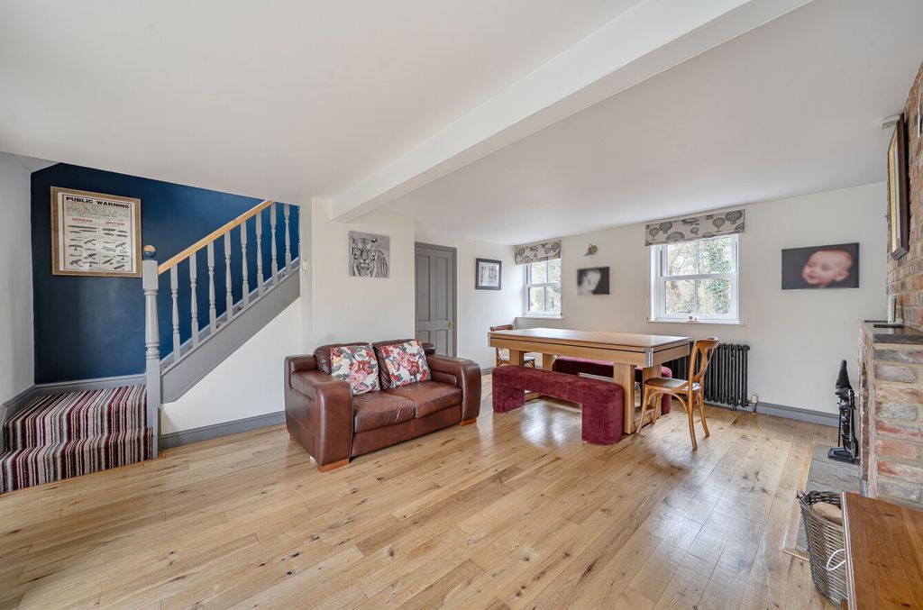 Additional image 4 of 5 bed semi-detached house for saleMarshfield Way, Stratton St Margaret, Swindon SN3