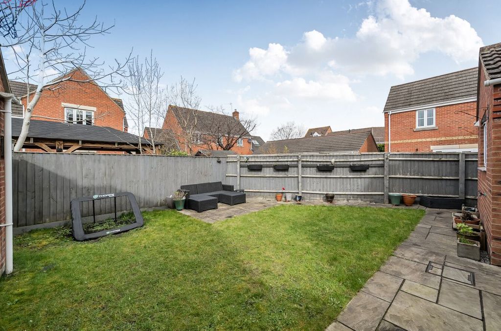 Additional image 5 of 4 bed detached house for saleHatch Road, Upper Stratton, Swindon SN3