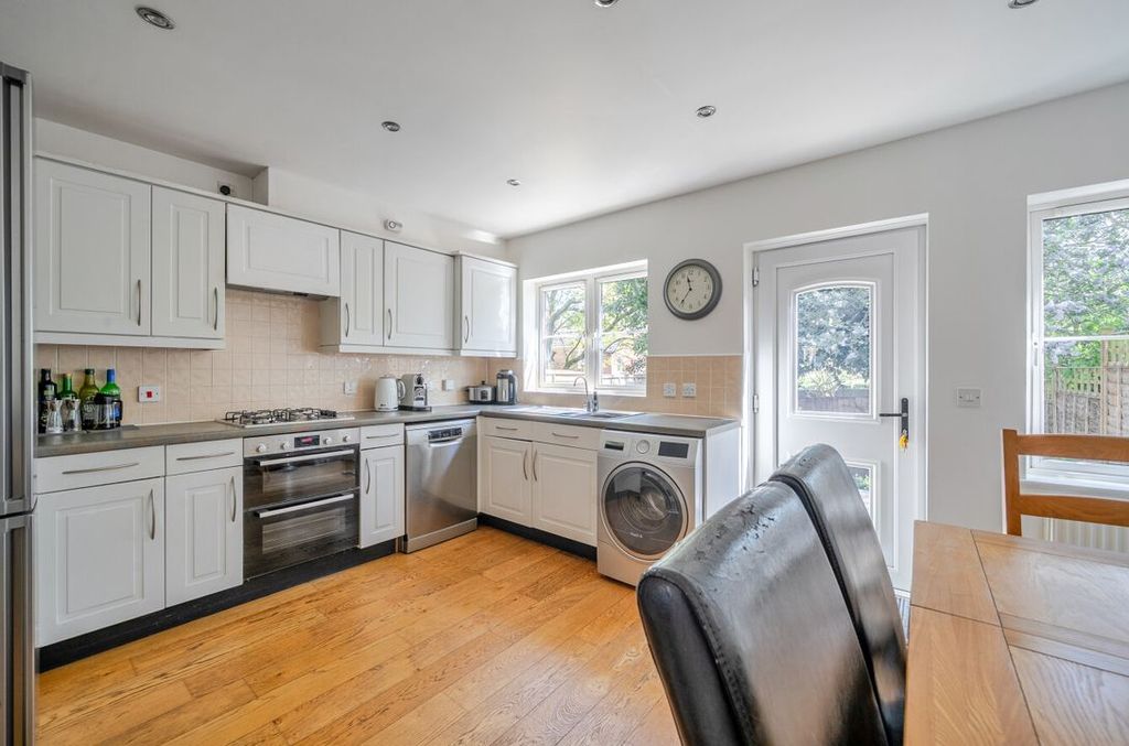Additional image 5 of 3 bed terraced house for saleJohn Alder Close, Chiseldon, Swindon SN4