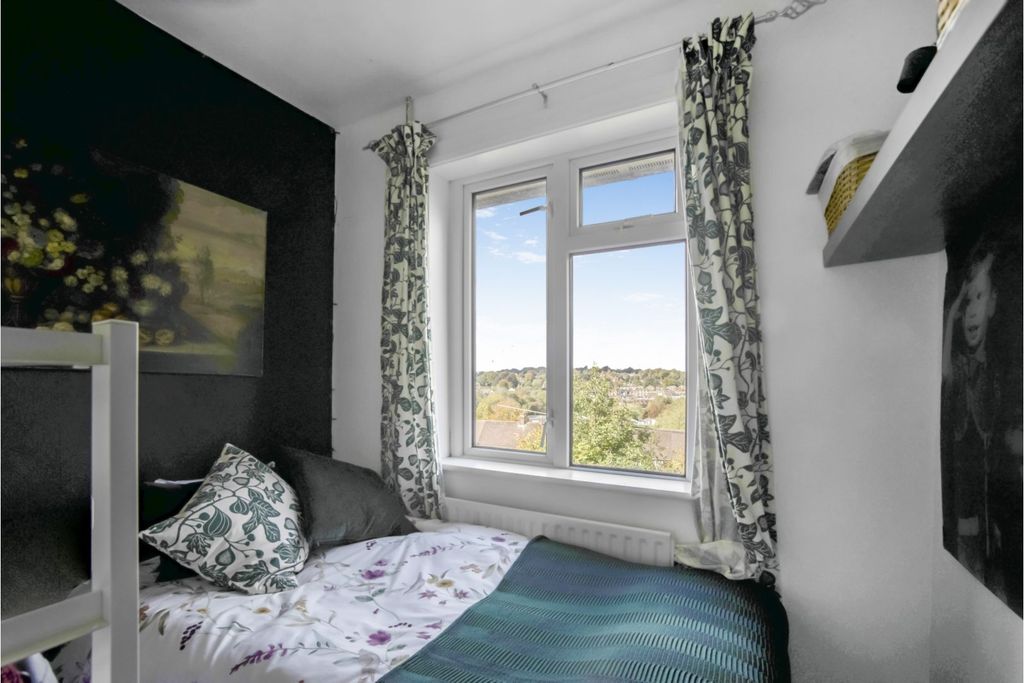 Additional image 17 of 4 bed semi-detached house for saleOrchard Road, Marlborough SN8