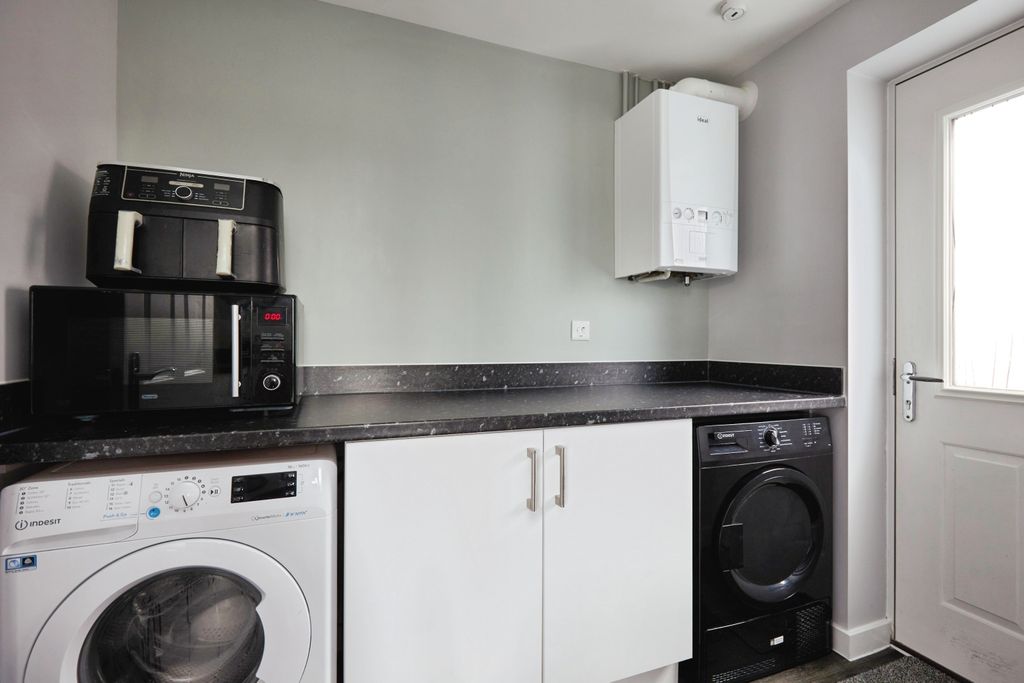 Additional image 8 of 4 bed detached house for saleAdlam Way, Salisbury SP2