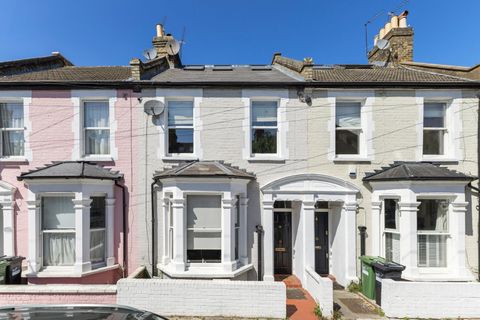 Burnthwaite Road, Fulham, London SW6