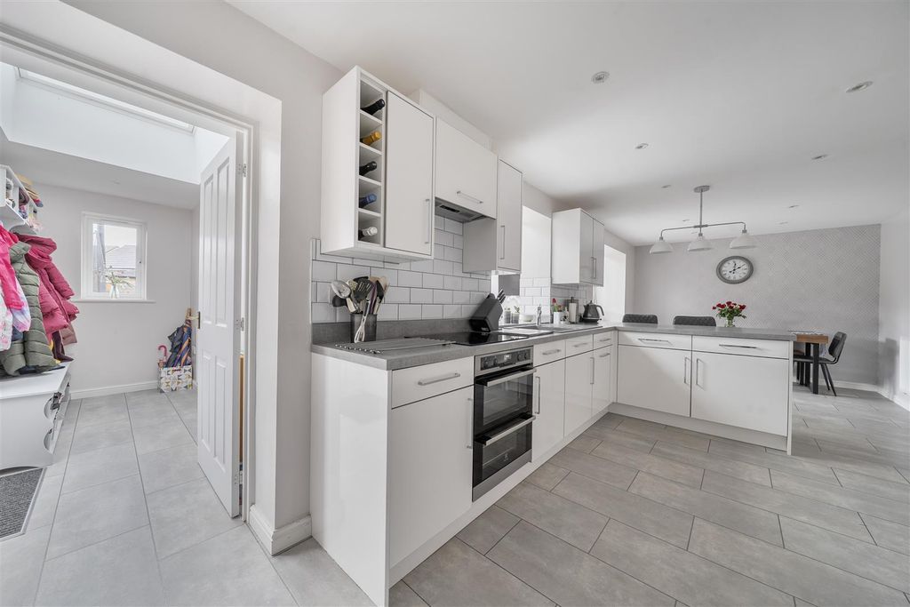 Additional image 19 of 5 bed detached house for saleMascroft Road, Trowbridge BA14
