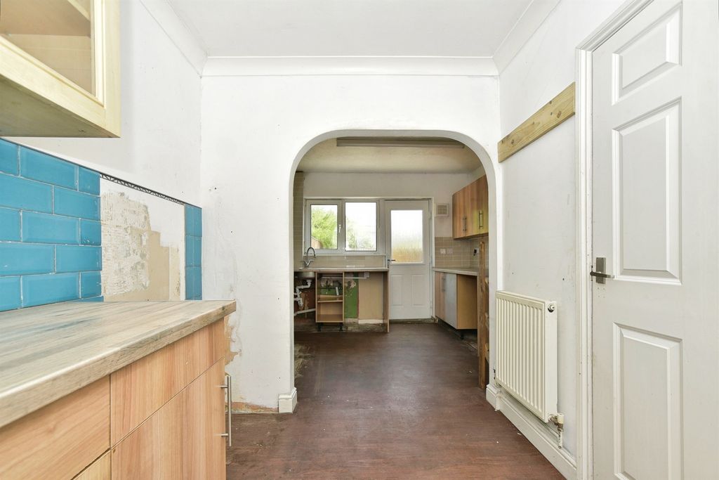Additional image 5 of 3 bed terraced house for saleWeyhill Close, Swindon SN3
