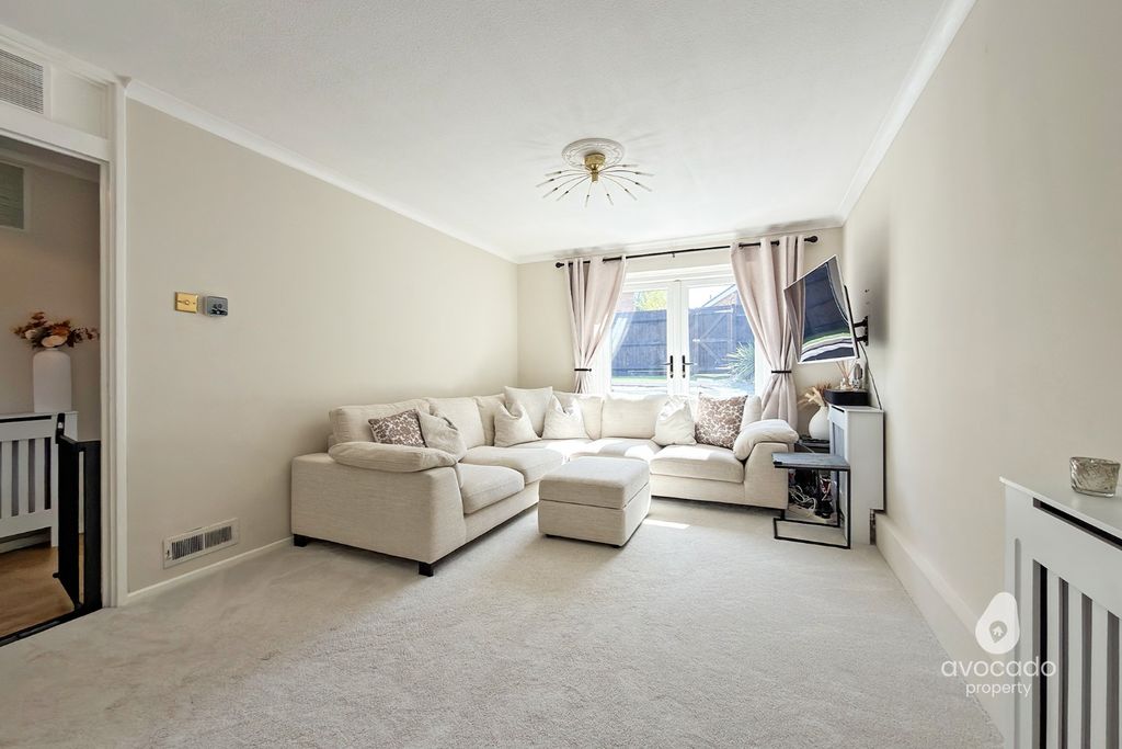 Additional image 5 of 3 bed end terrace house for saleLydney, Bracknell RG12