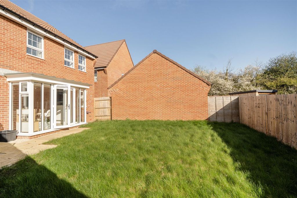 Additional image 11 of 4 bed detached house for saleBothwell Close, Chippenham SN15