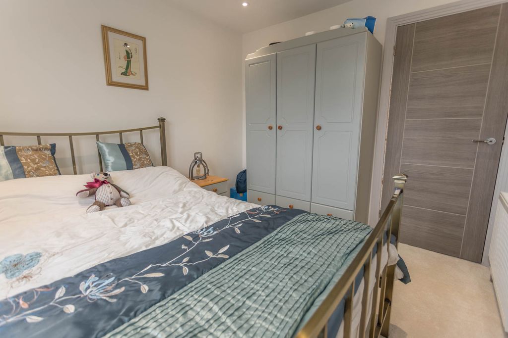 Additional image 14 of 3 bed detached house for saleMansfield Place, Ascot, Berkshire SL5
