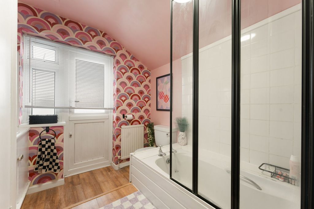 Additional image 19 of 4 bed terraced house for saleWyndham Road, Salisbury SP1