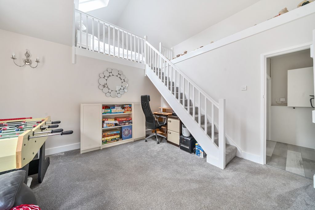 Additional image 5 of 4 bed cottage for saleIdmiston, Salisbury SP4