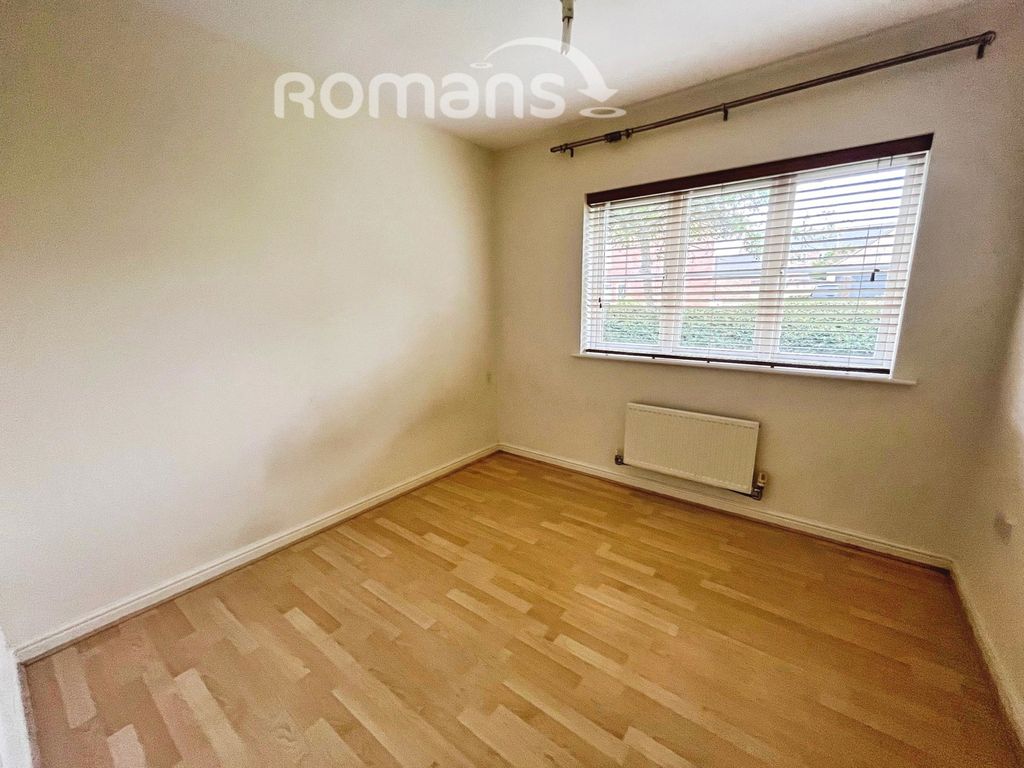 Additional image 6 of 2 bed flat for saleMaybold Crescent, Swindon, Wiltshire SN25