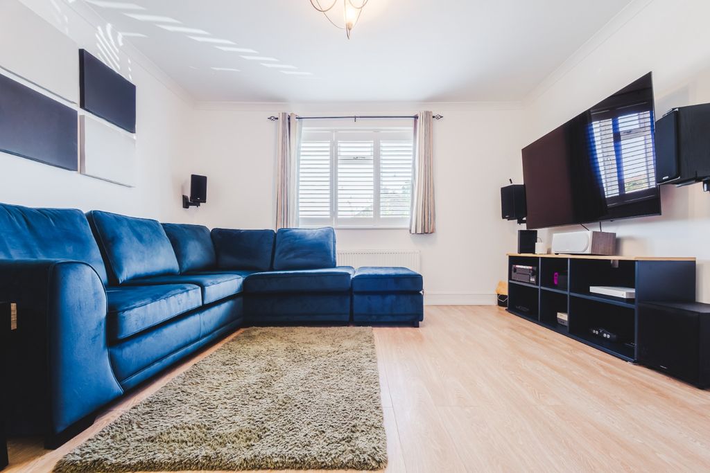 Additional image 6 of 3 bed detached house for saleHighworth, Wiltshire SN25