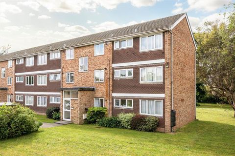 Woodington Close, Eltham SE9