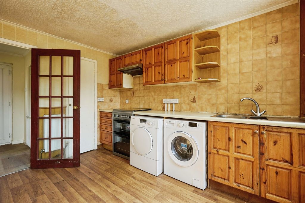 Additional image 9 of 3 bed terraced house for saleBishopdown Road, Salisbury SP1