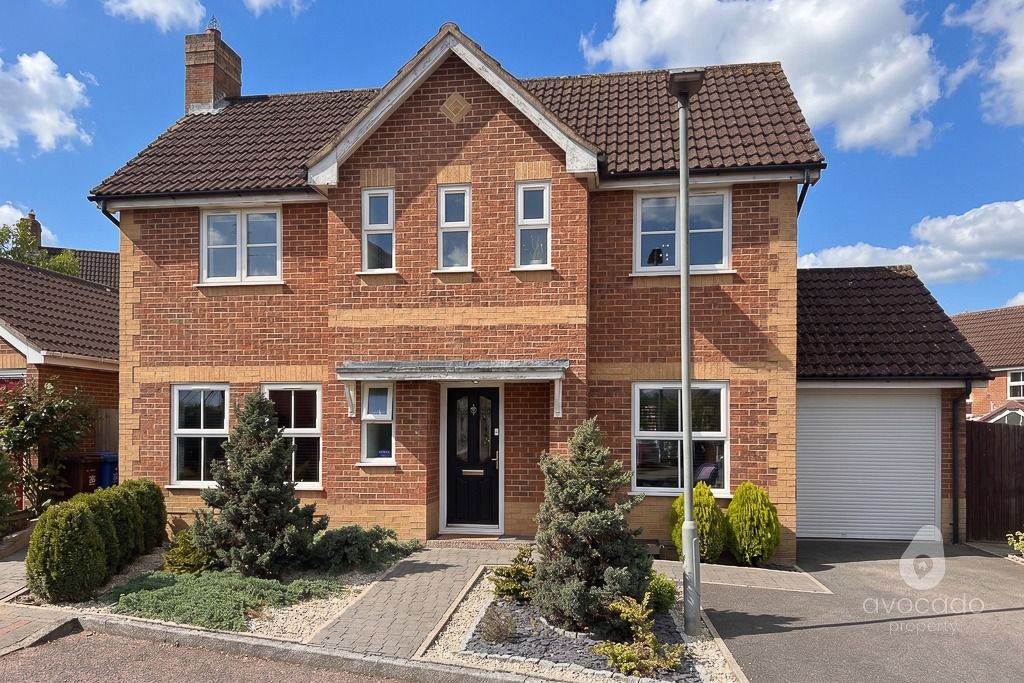 3 bed detached house for saleDunford Place, Binfield, Berkshire RG42