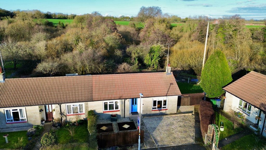 2 bed semi-detached bungalow for saleLammas Close, Hilmarton, Calne SN11