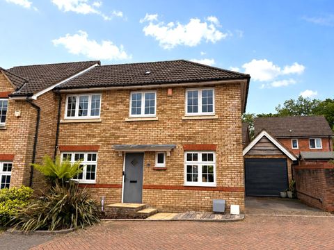Lowry Grove, Cheswick Village, Bristol BS16