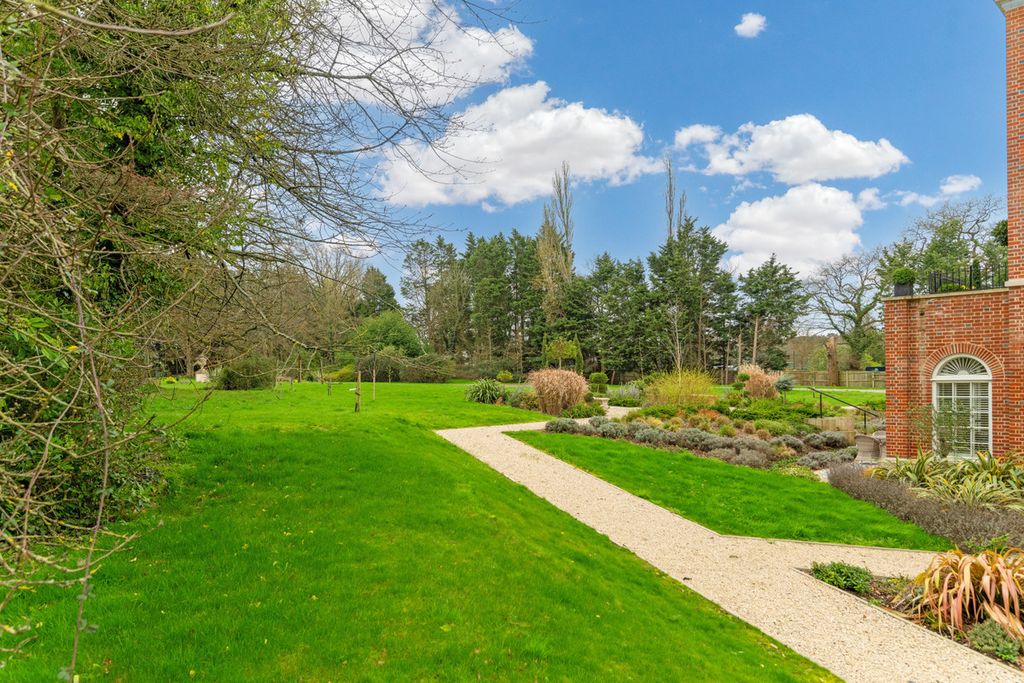 Additional image 23 of 2 bed flat for saleWinkfield Park Winkfield Row Bracknell, Berkshire RG42