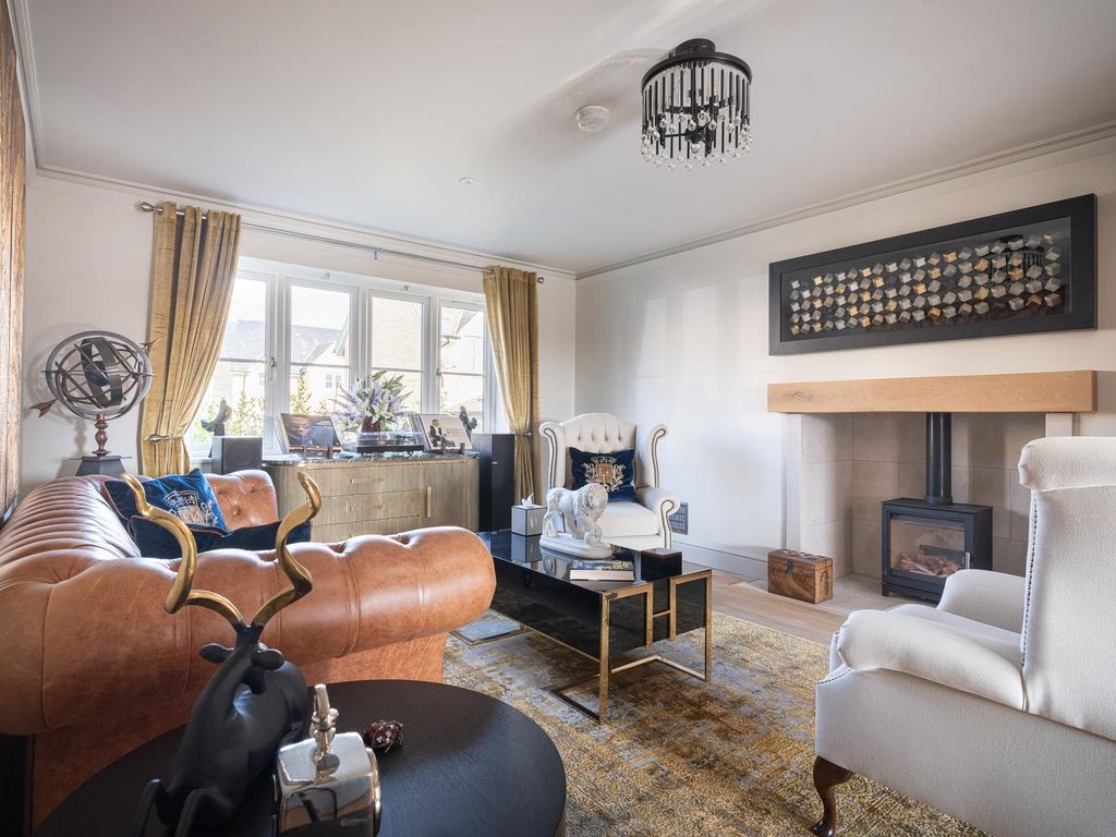Additional image 7 of 4 bed detached house for saleThe Shearings, Sutton Benger, Chippenham, Wiltshire SN15
