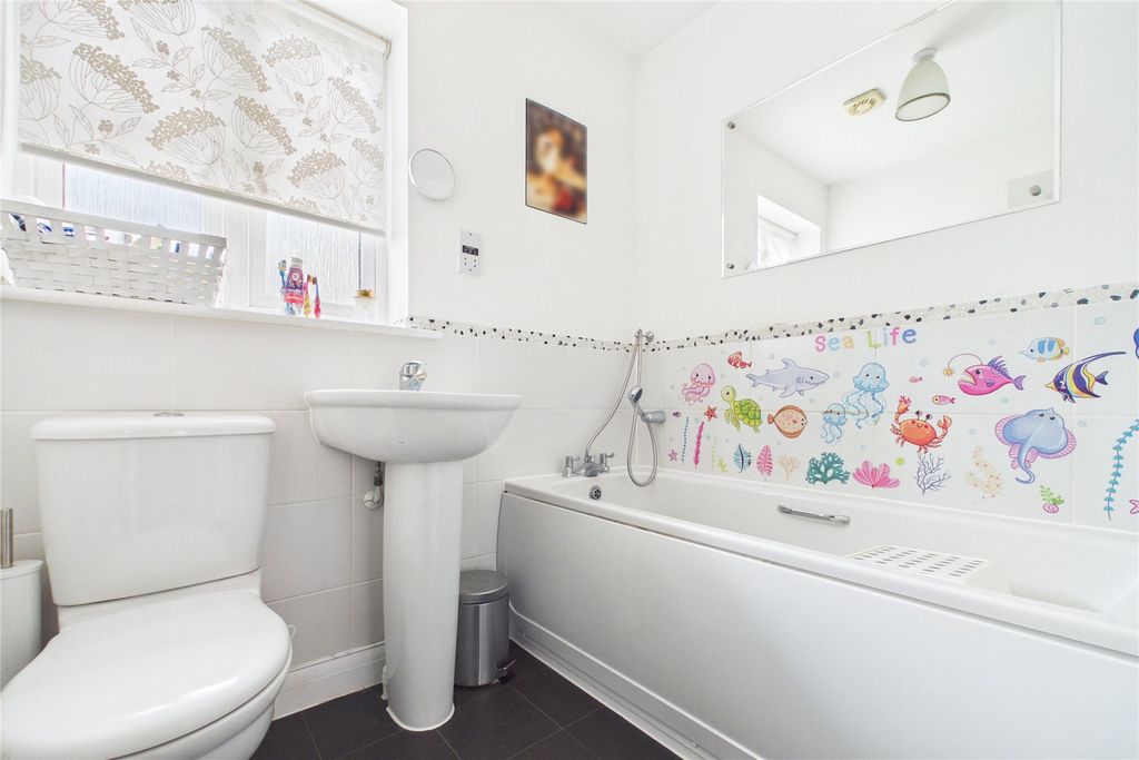 Additional image 9 of 4 bed semi-detached house for saleEagle Way, Bracknell, Berkshire RG12