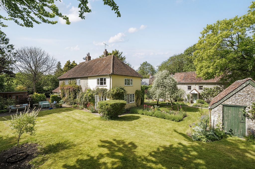 5 bed detached house for saleBrixton Deverill, Warminster BA12