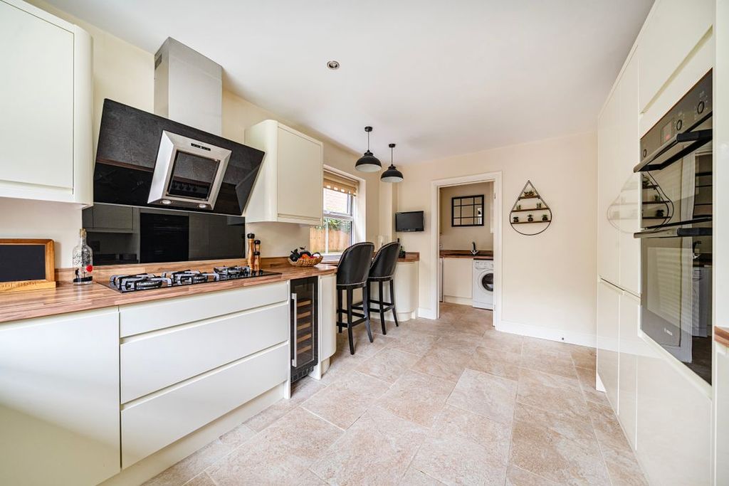Additional image 3 of 4 bed detached house for saleWatermead, Swindon SN3