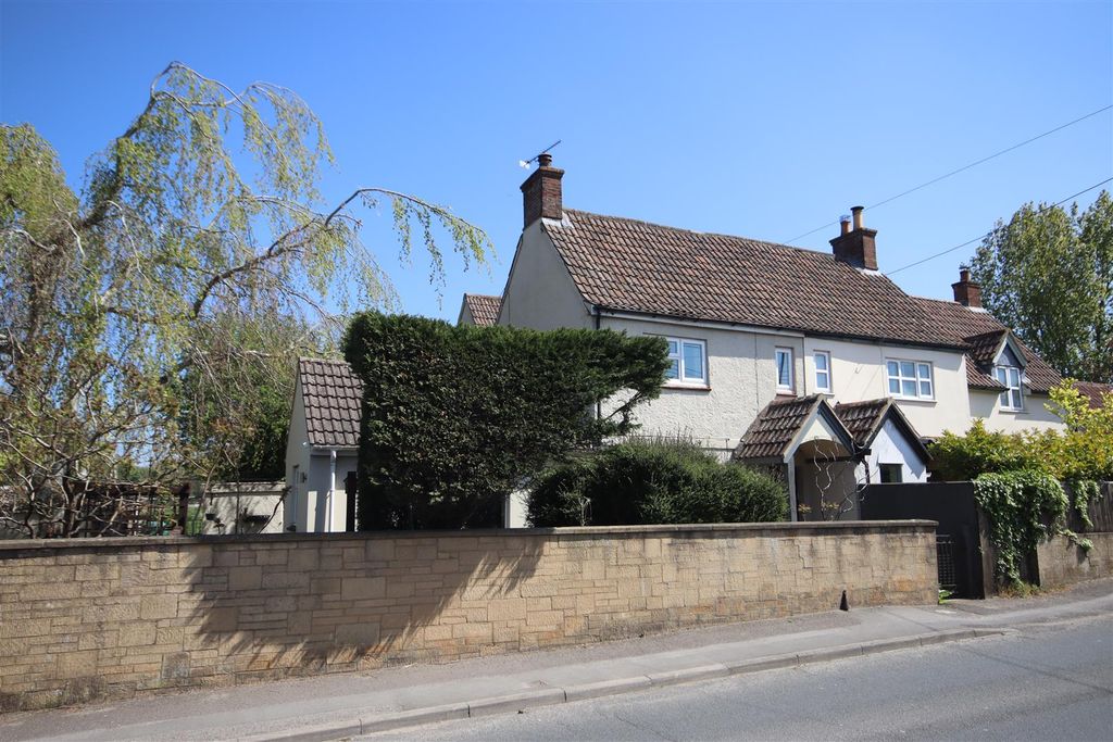 Additional image 21 of 2 bed cottage for saleMalmesbury Road, Chippenham SN15