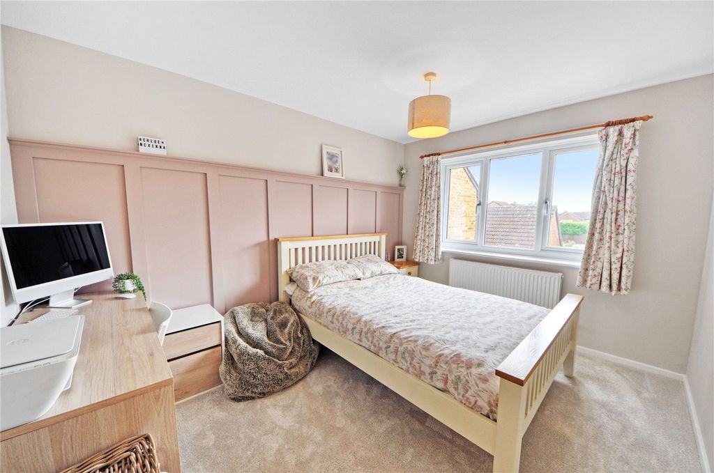 Additional image 19 of 4 bed detached house for saleGifford Road, Stratton, Swindon SN3